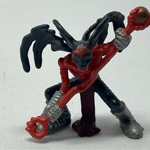 Digimon 2001 mini SkullSatamon Action Figure